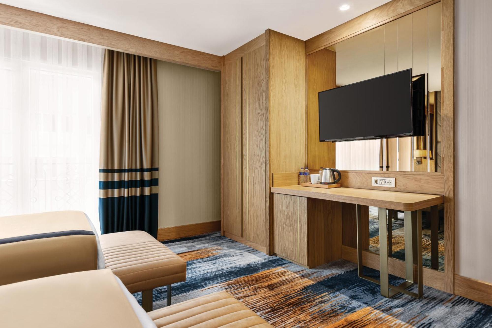 Days Inn By Wyndham Istanbul Bomonti 外观 照片